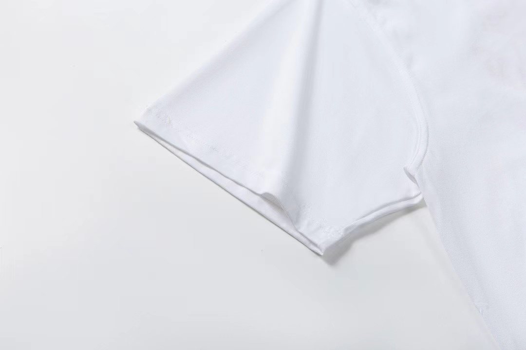 BAPE Square Front Graphic Short-Sleeve T-Shirt — detail