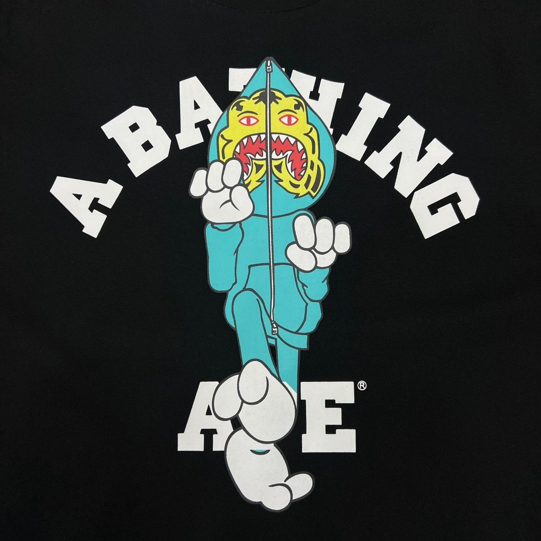BAPE Character Graphic Short-Sleeve T-Shirt — detail