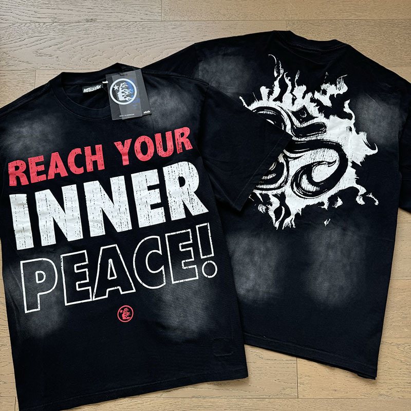 Hellstar Distressed Graphic Short-Sleeve T-Shirt — context