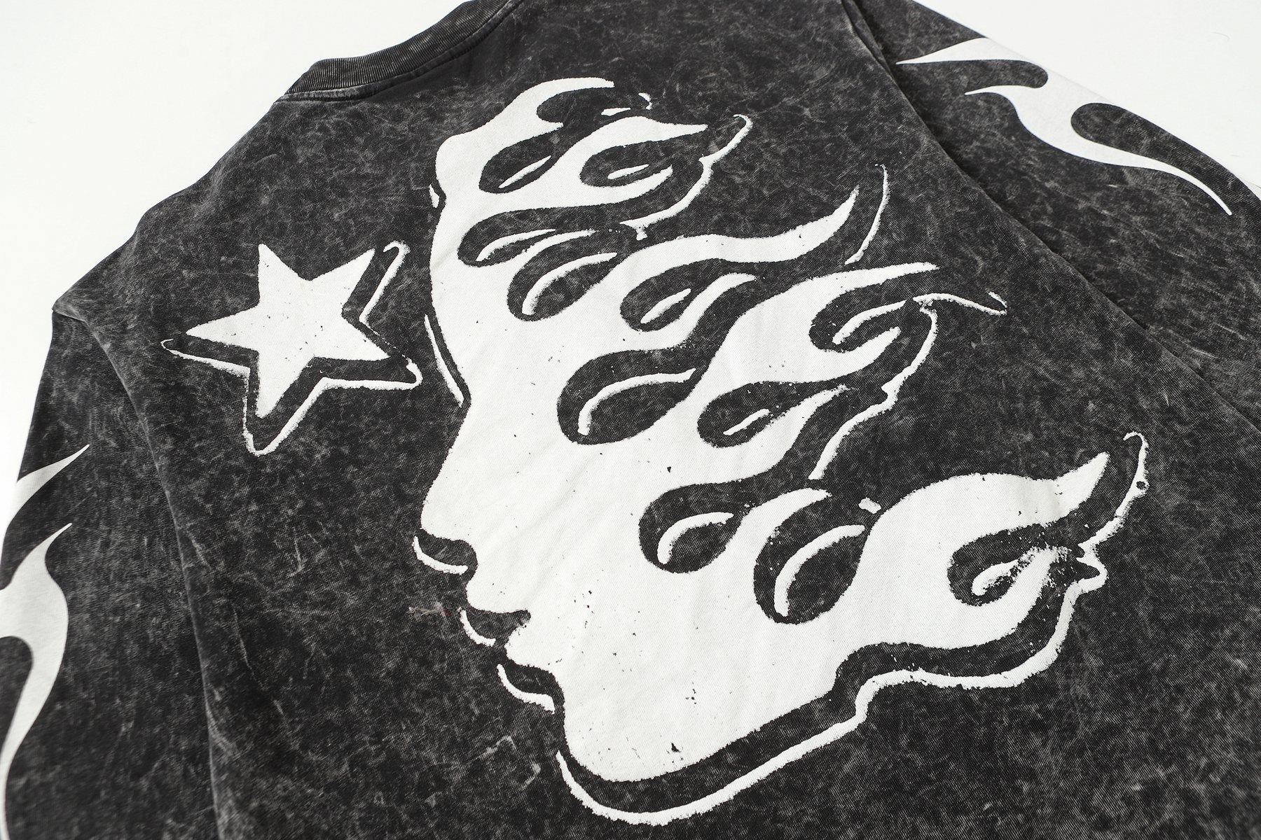 Hellstar Eye & Flame Graphic Long-Sleeve T-Shirt — detail
