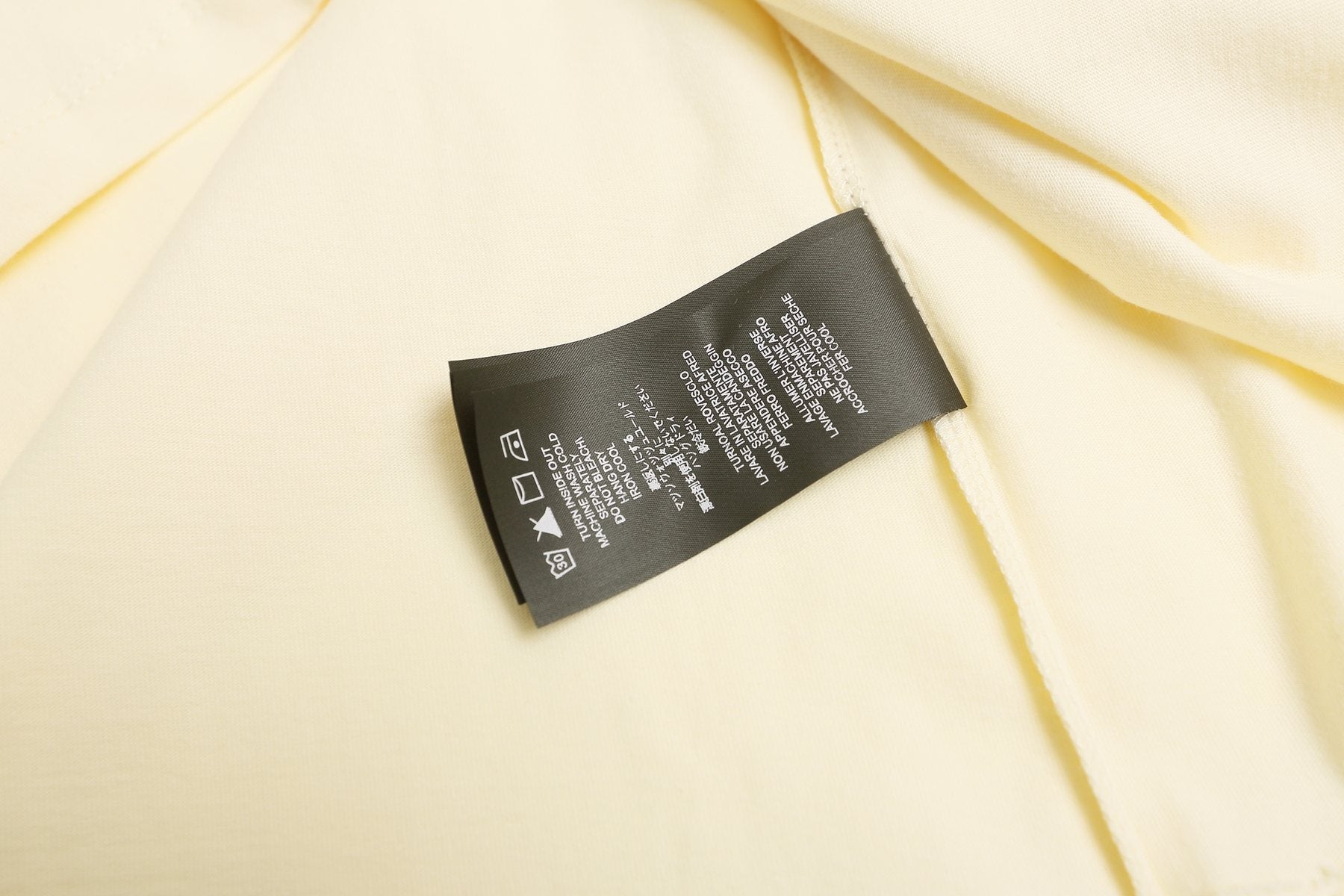 Fear of God Athletics Graphic T-Shirt — neck_label