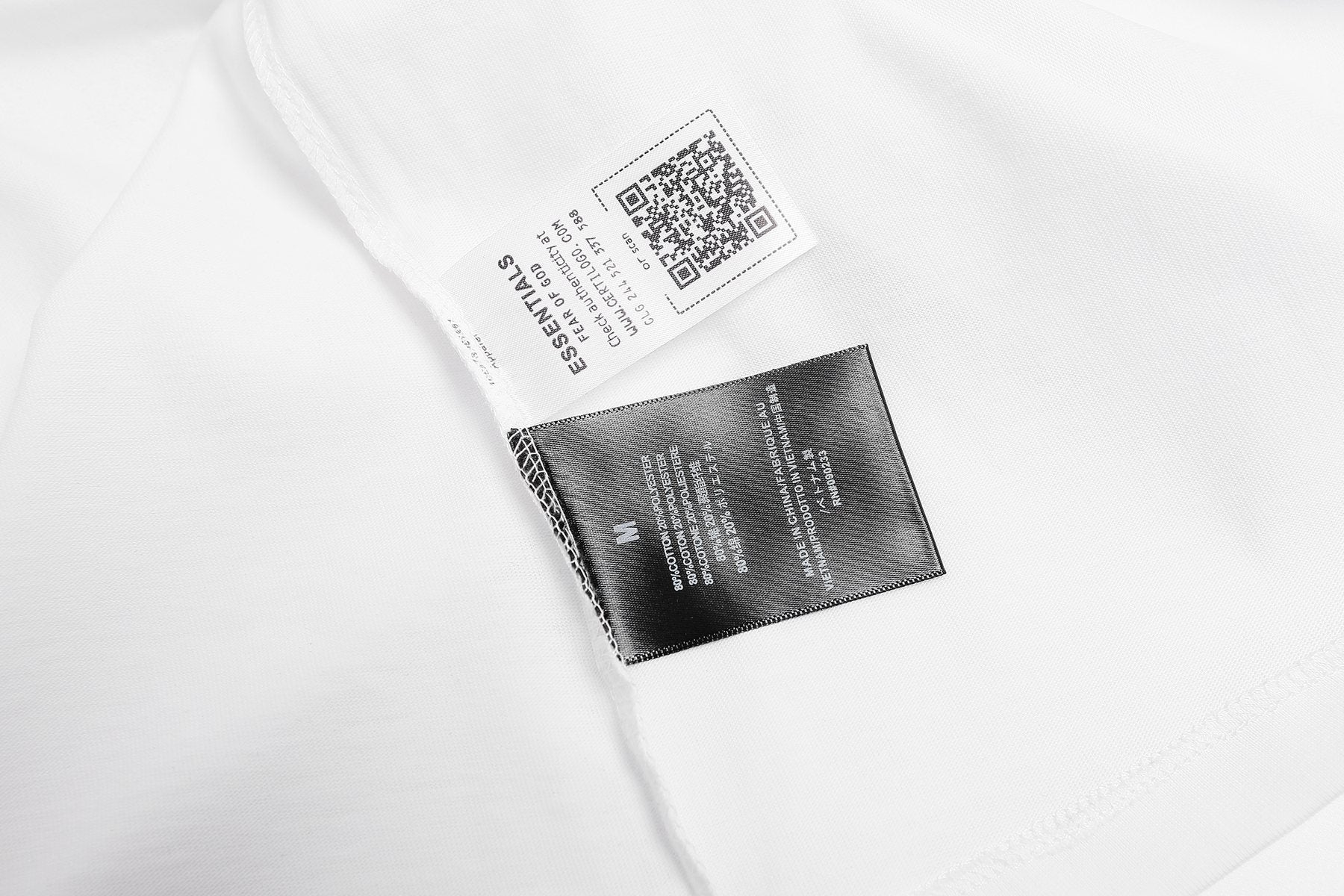 ESSENTIALS 1977 Graphic Short-Sleeve T-Shirt — neck_label