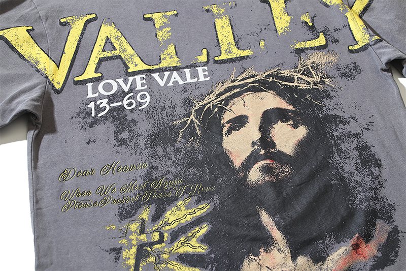 VALE USA Washed Gray Front Graphic T-Shirt — detail