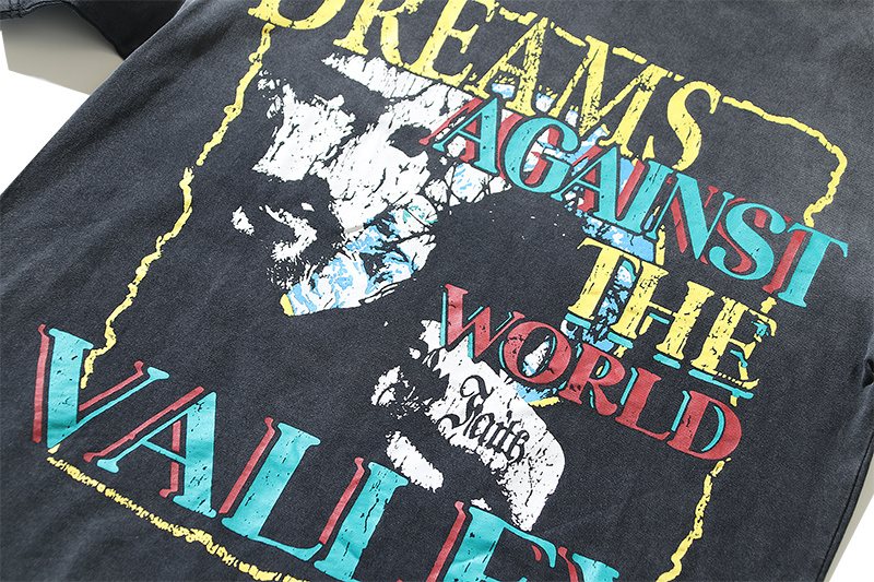 VALE USA Dreams Against the World Graphic T-Shirt — detail