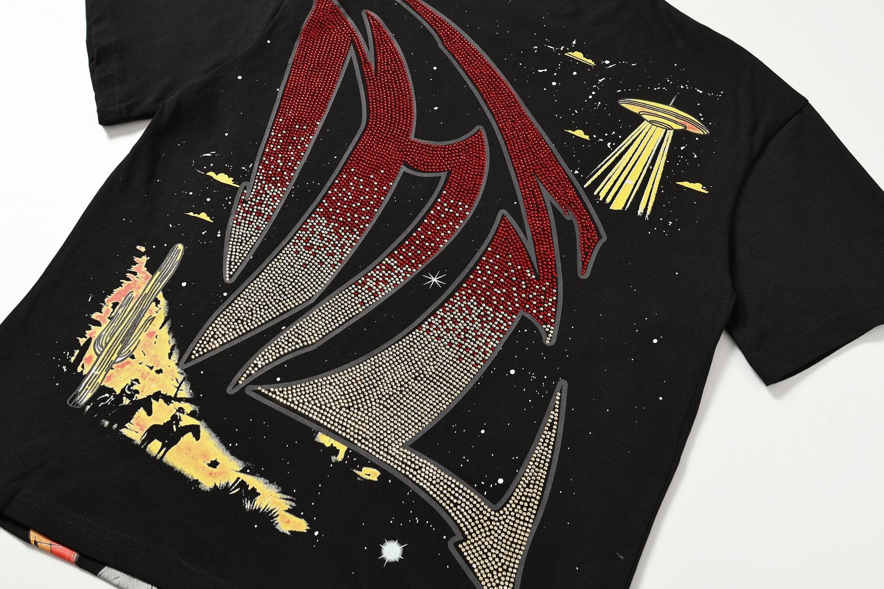 MIXED EMOTION Alien Cowboy Graphic T-Shirt — detail