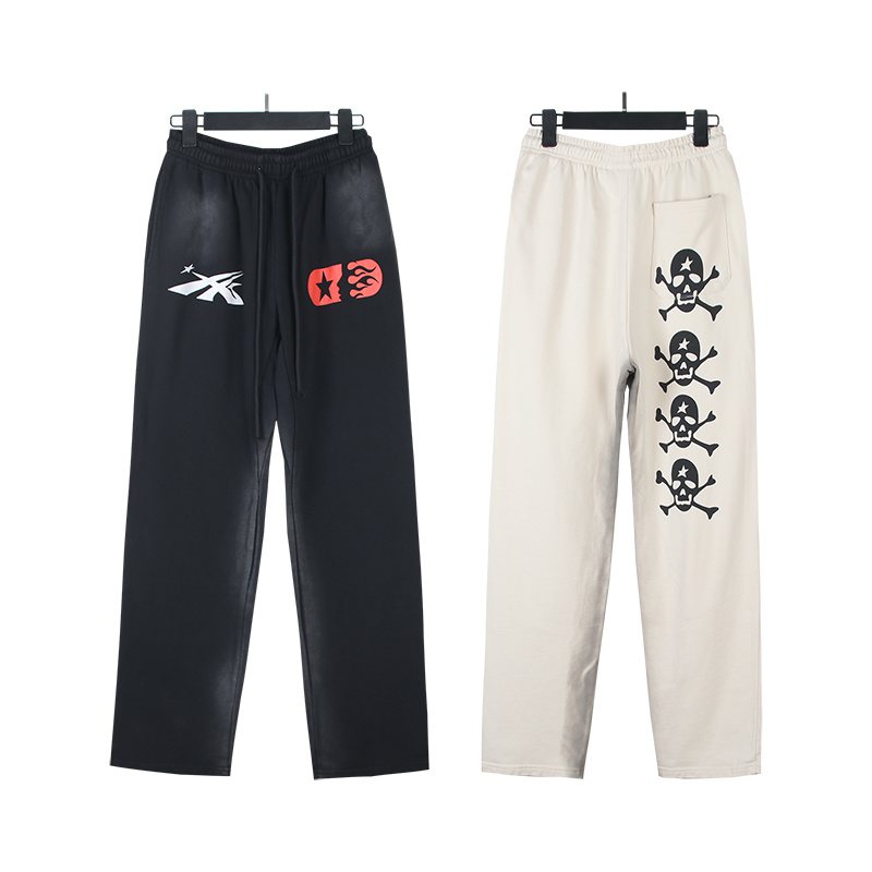 Hellstar Washed Skull Graphic Straight-Leg Sweatpants — comparison