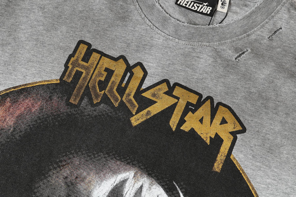 Hellstar Tour 1997 Distressed Graphic T-Shirt — detail