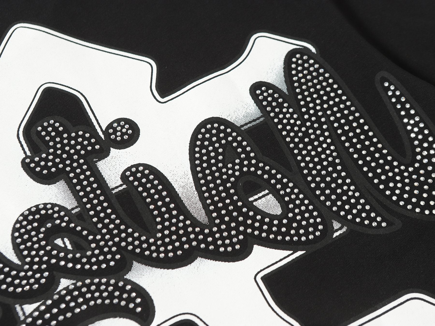 MIXED EMOTION Cherub Graphic T-Shirt — detail