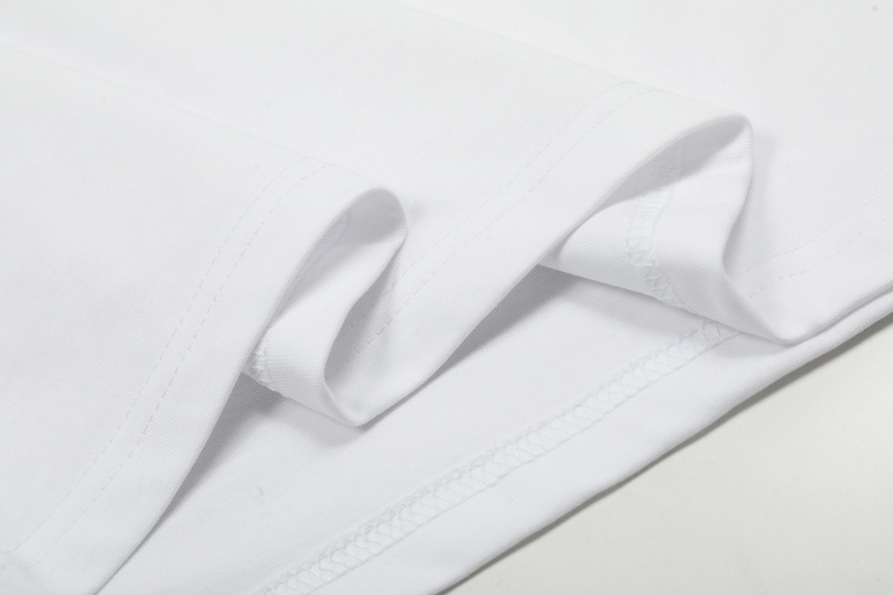 Sp5der Spiderweb Graphic T-Shirt — fabric_closeup