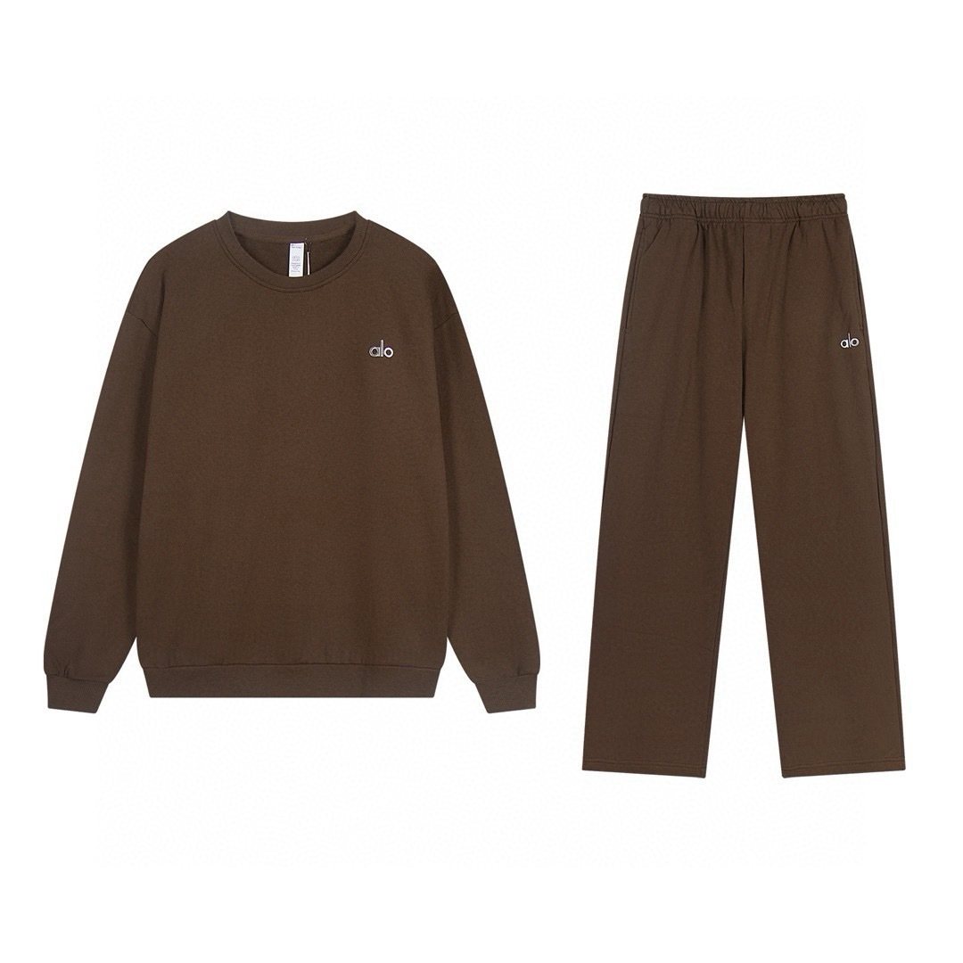 alo Small Logo Crewneck Sweatshirt & Sweatpants Matching Set — front
