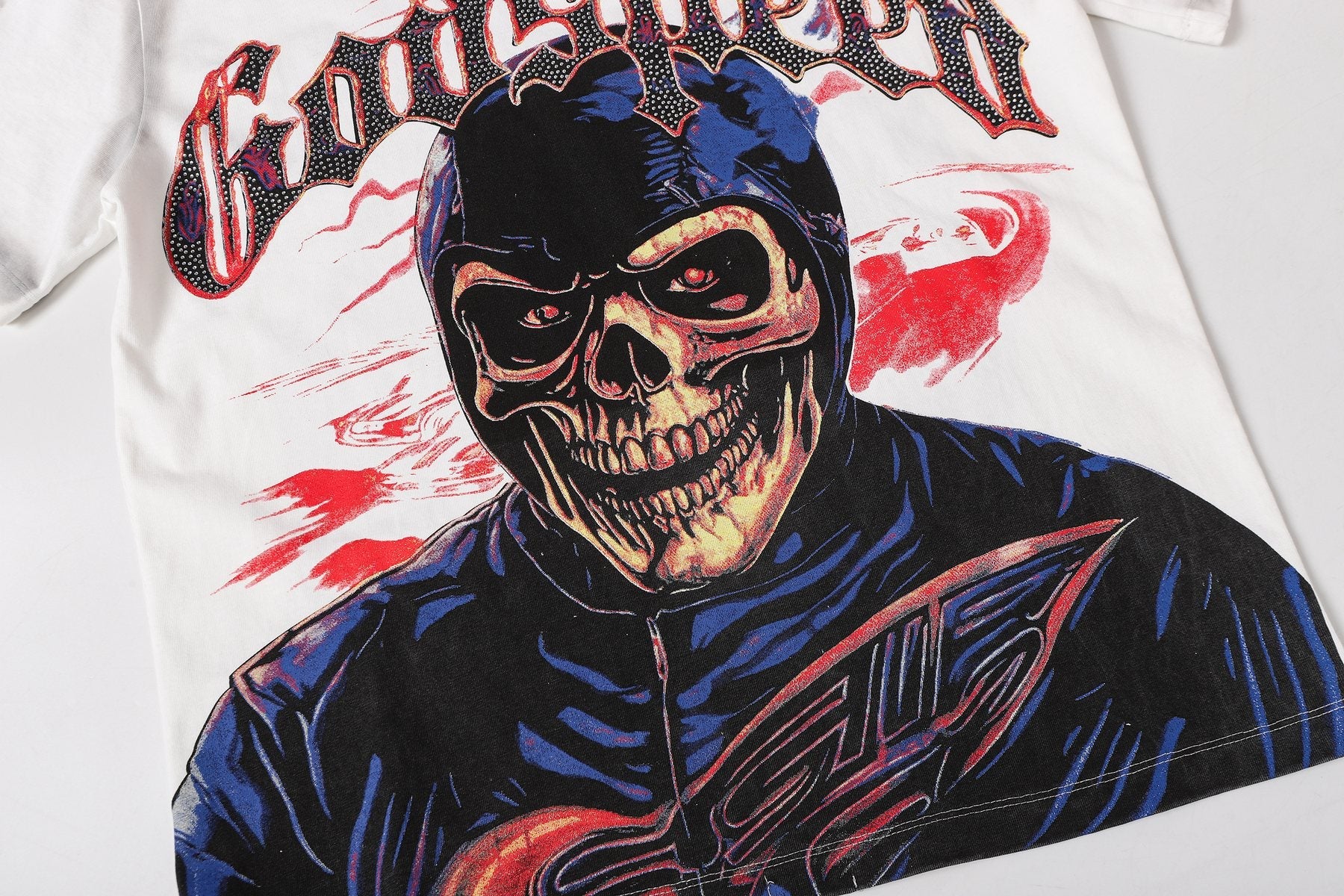 Godspeed Skull Graphic Distressed Sleeve T-Shirt — detail
