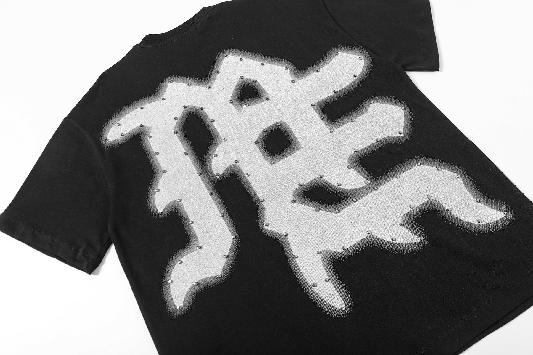 MIXED EMOTION Never Die Graphic Short-Sleeve T-Shirt — detail