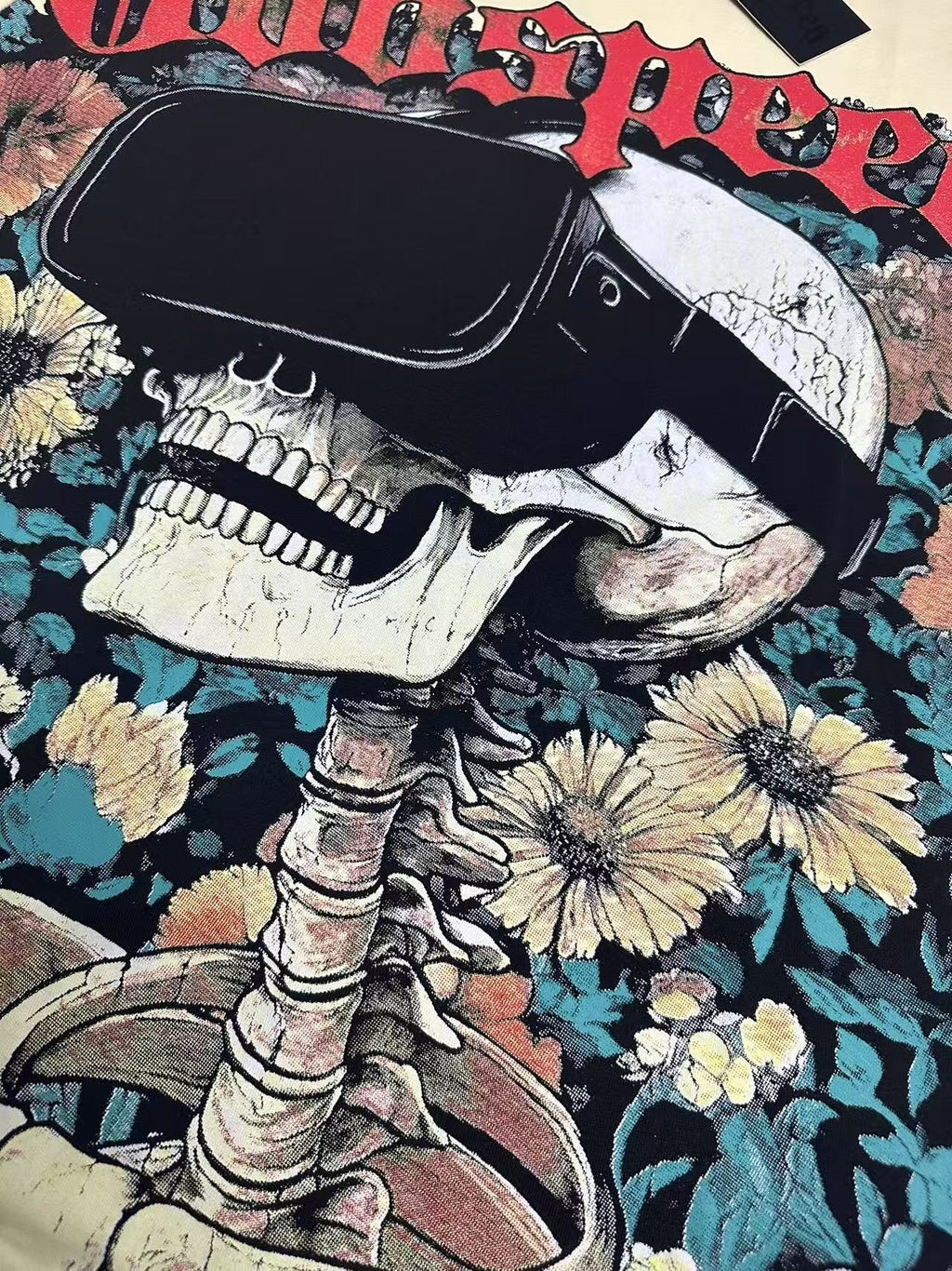 Godspeed Skull & Floral Graphic T-Shirt — detail