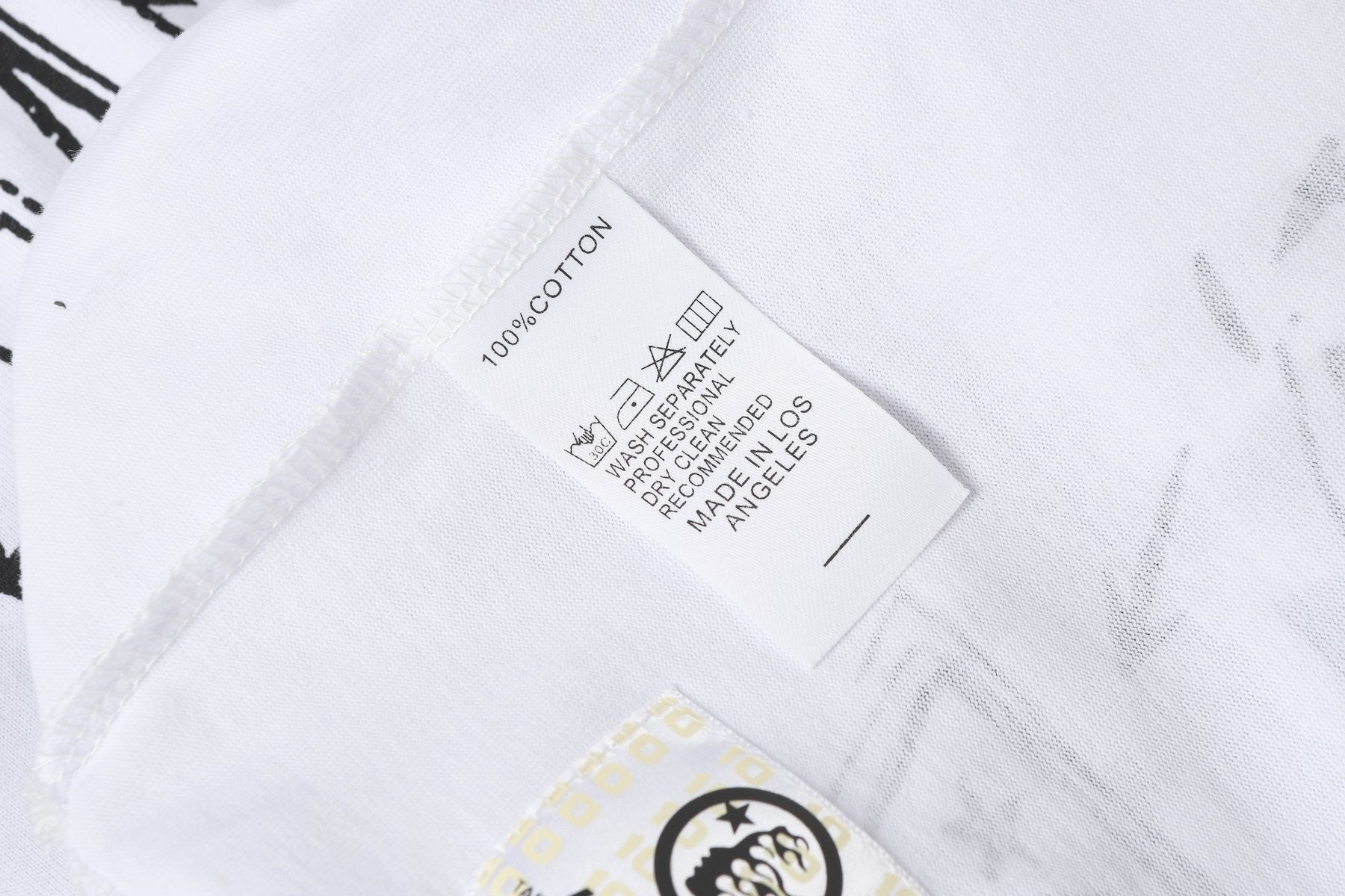 Hellstar ComplexCon Las Vegas Graphic T-Shirt — neck_label