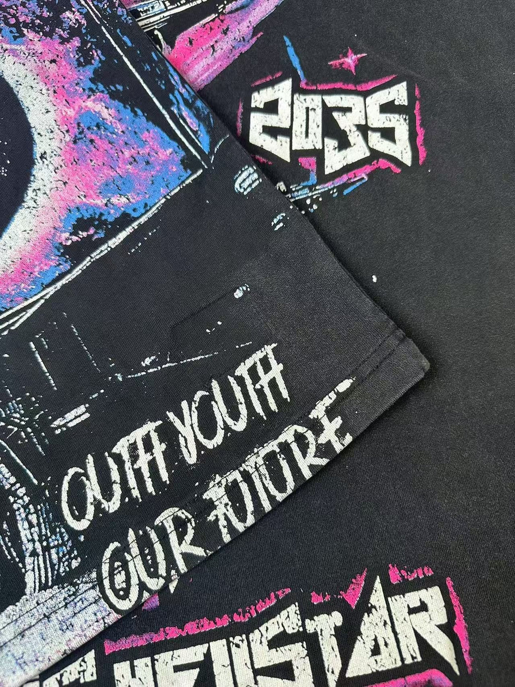Hellstar Futuristic Face Graphic T-Shirt — detail