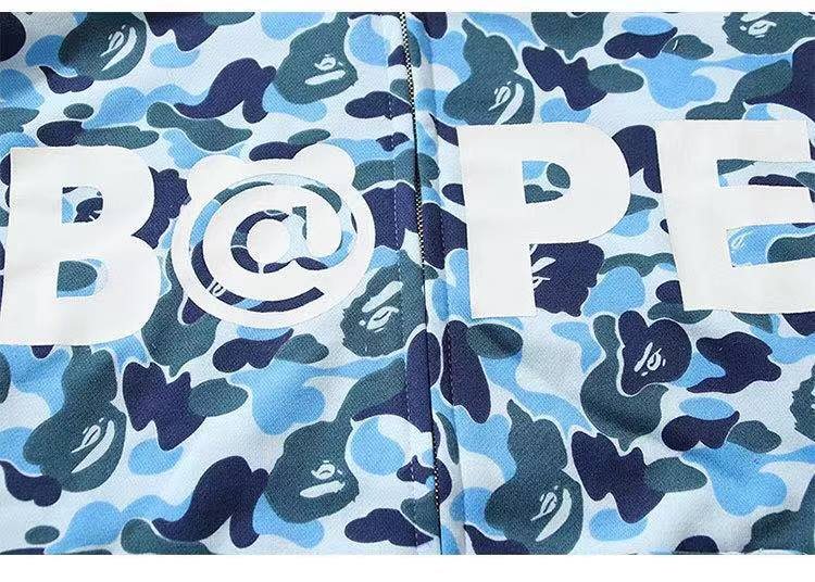BAPE Camouflage Full-Zip Hoodie — detail