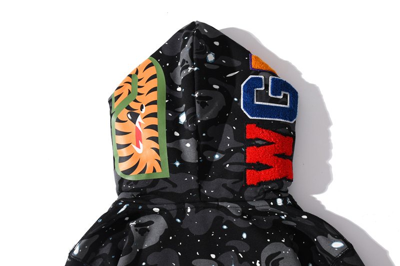 BAPE GM Shark Tiger Camo Zip Hoodie — detail