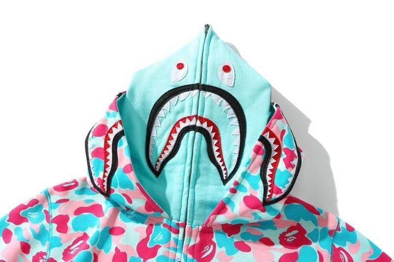 BAPE Mint Camo Shark Full-Zip Hoodie — detail