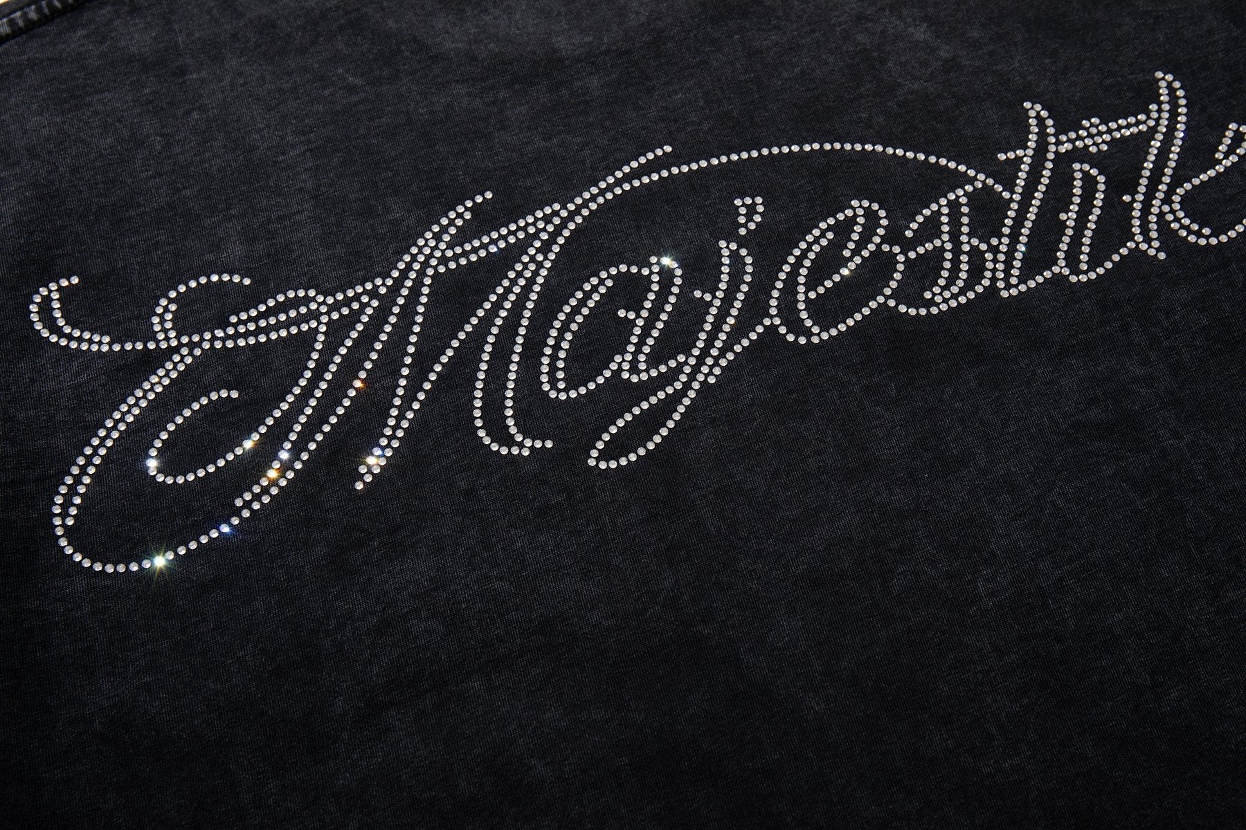 MAJESTIK Racing Graphic T-Shirt — detail