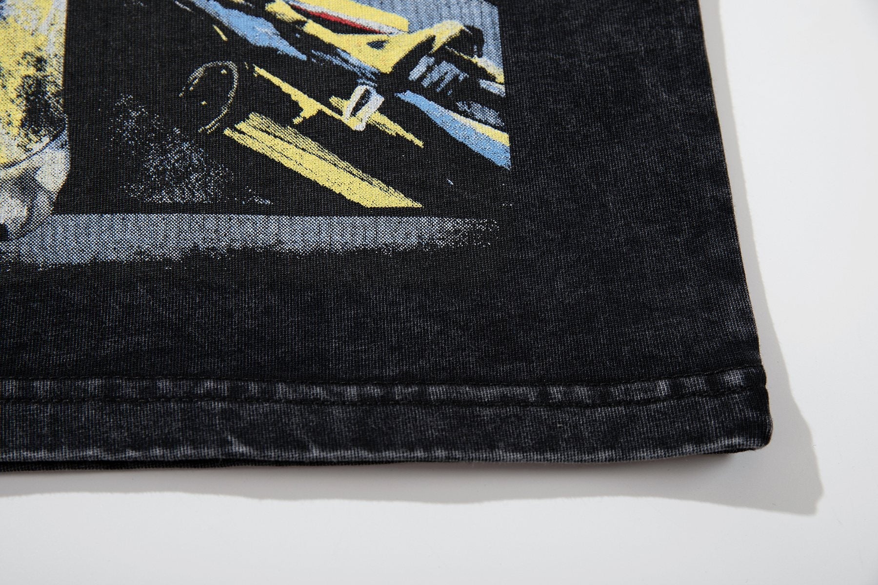MAJESTIK Racing Graphic T-Shirt — detail