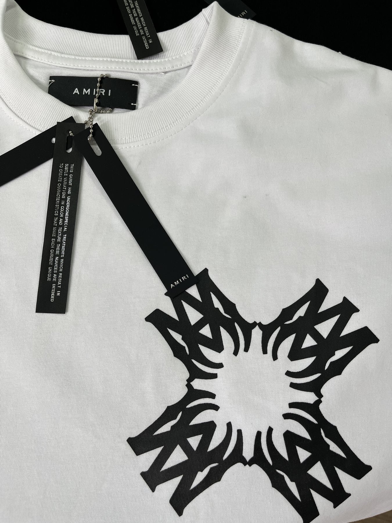 AMIRI Letter Graphic Short-Sleeve T-Shirt — hang_tag