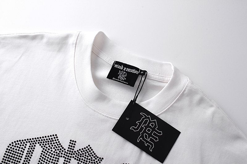 MIXED EMOTION Gothic Illustrated Graphic T-Shirt — hang_tag