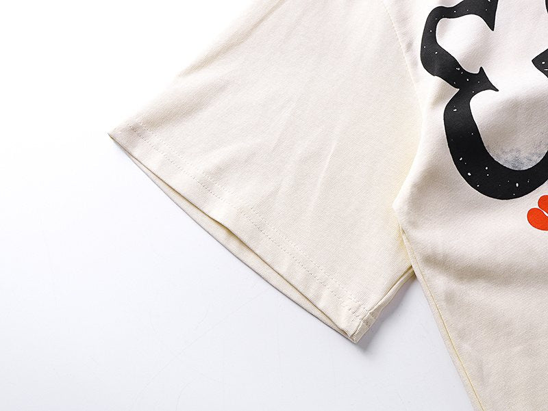 MIXED EMOTION Angel Heart Graphic T-Shirt — detail