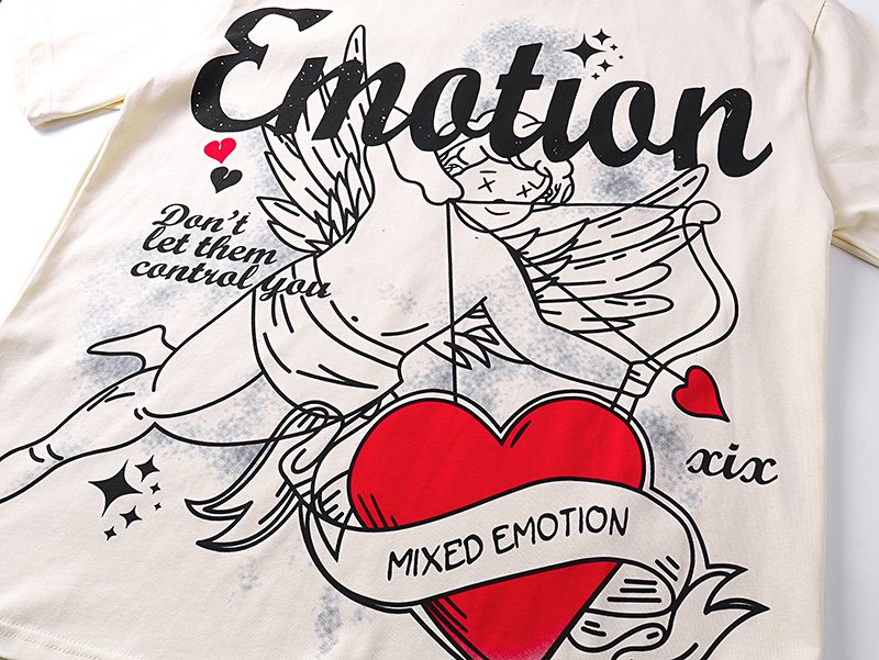 MIXED EMOTION Angel Heart Graphic T-Shirt — detail