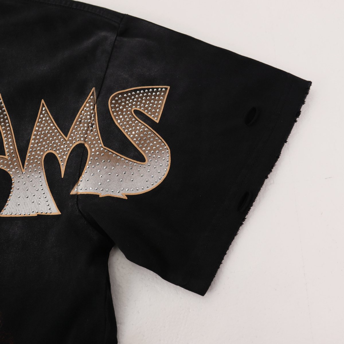 VALE USA Valley of the Damned Dragon Graphic T-Shirt — detail