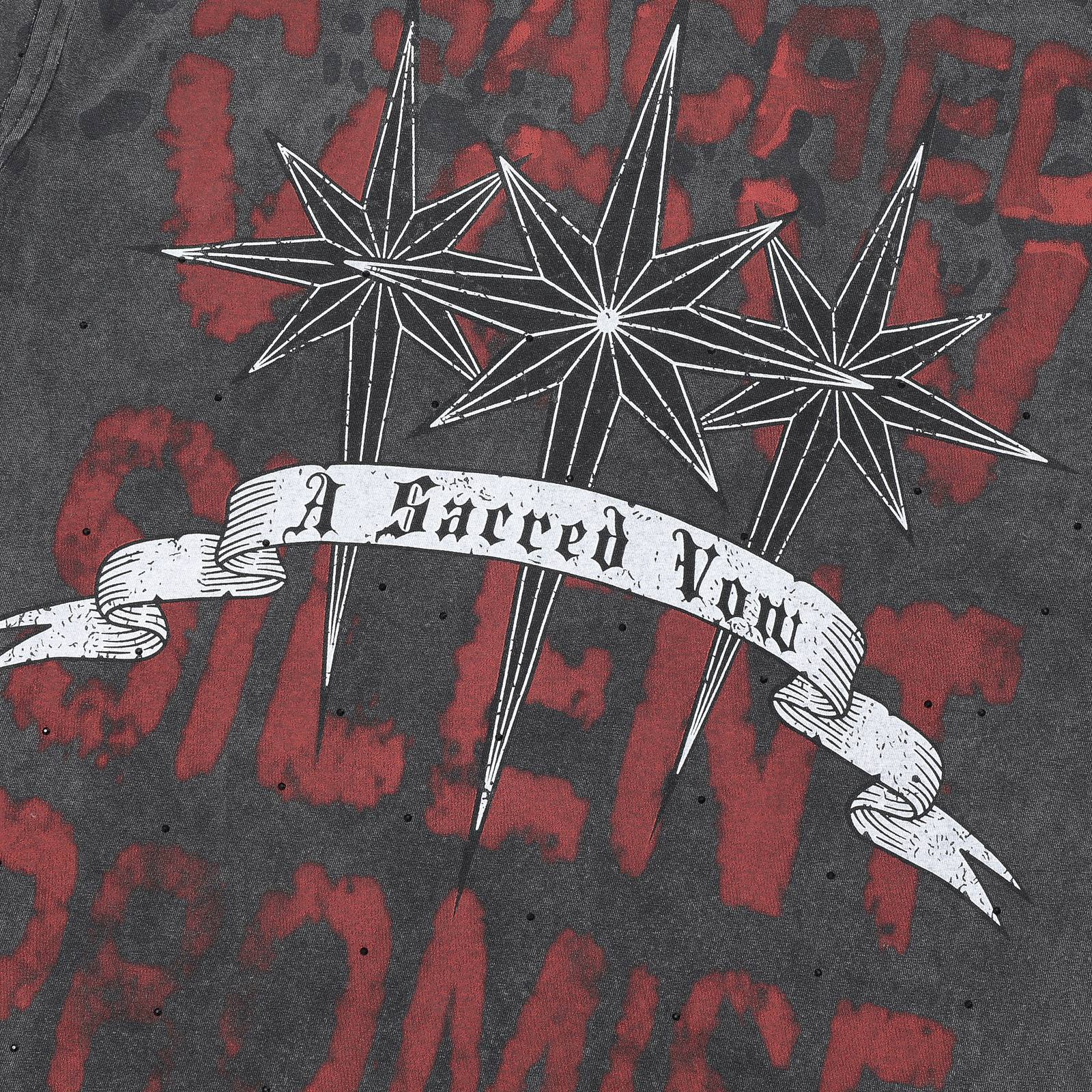 FIRST ROW A Sacred Vow Thornbush Stars Graphic T-Shirt — detail