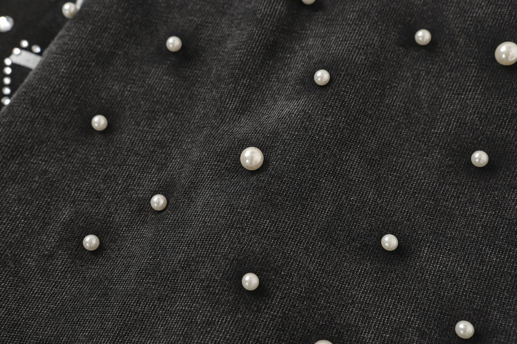 Godspeed Hooded Skull Graphic Studded-Sleeve T-Shirt — fabric_closeup