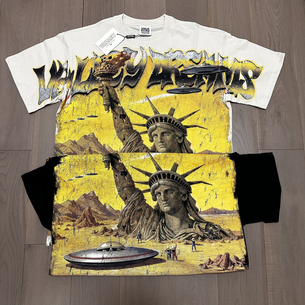 VALE USA Liberty UFO Graphic T-Shirt — comparison
