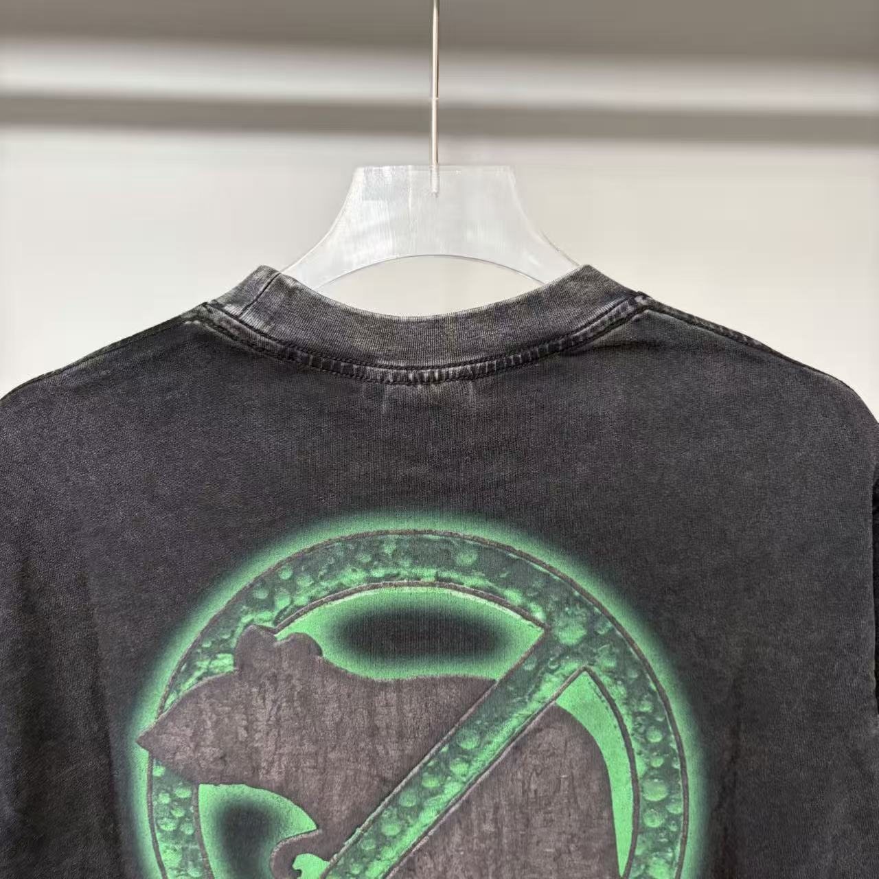 TRIPLE SEVENS Rat Graphic T-Shirt — detail