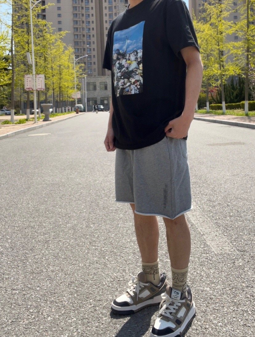 Supreme Trash Scenery Graphic T-Shirt — model