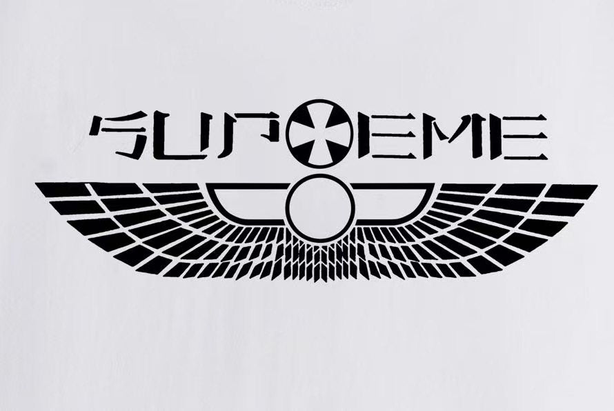 Supreme Winged Chest Graphic Short-Sleeve T-Shirt — detail