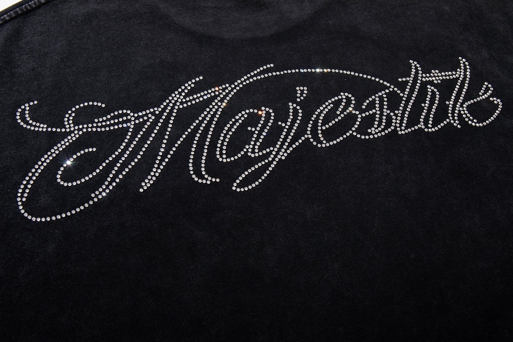 MAJESTIK P71 Rhinestone Graphic T-Shirt — detail