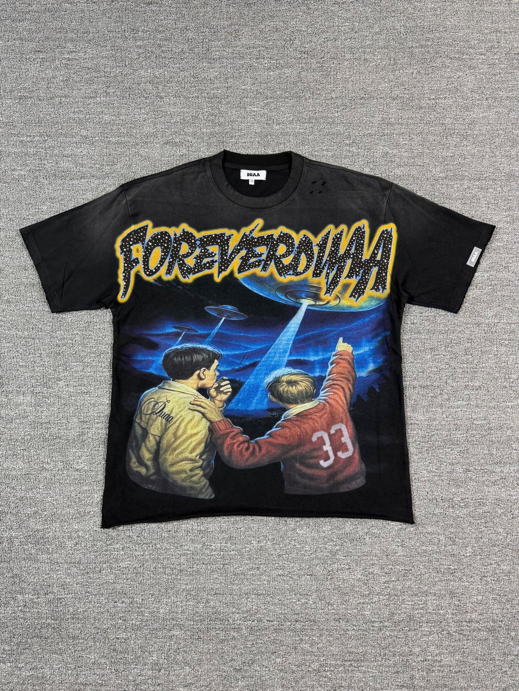 DUAA New Age Distressed Graphic T-Shirt — front
