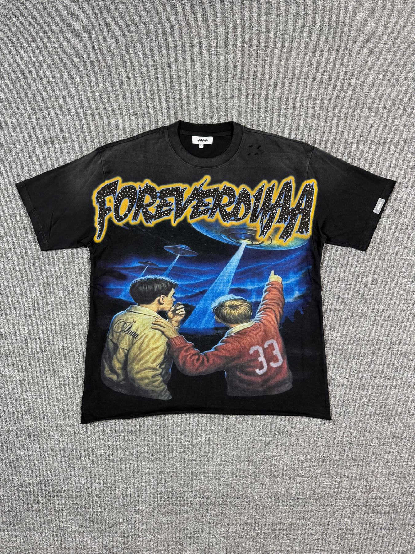 DUAA New Age Distressed Graphic T-Shirt — front
