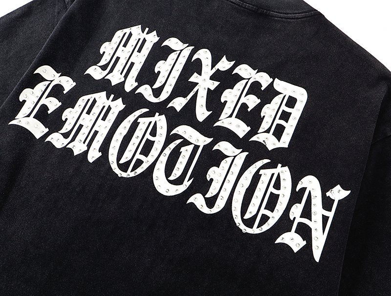 MIXED EMOTION Angel Graphic T-Shirt — detail