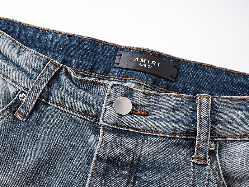 AMIRI Logo Graphic Light Blue Denim Shorts — detail