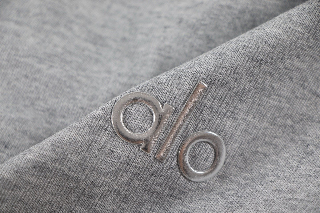 alo Solid Logo T-Shirt & Shorts Set — detail