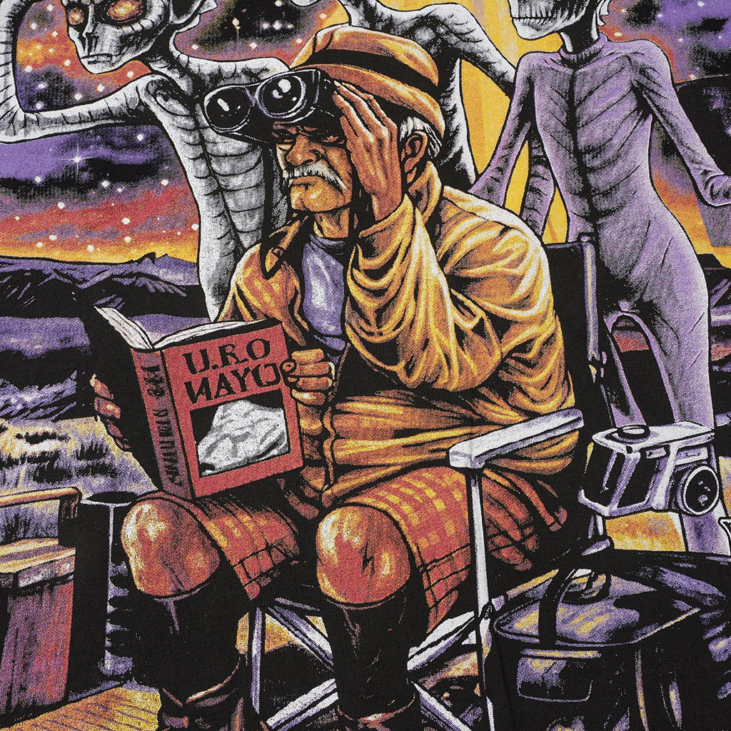 Life Hustlere No Days Off Alien UFO Graphic T-Shirt — detail