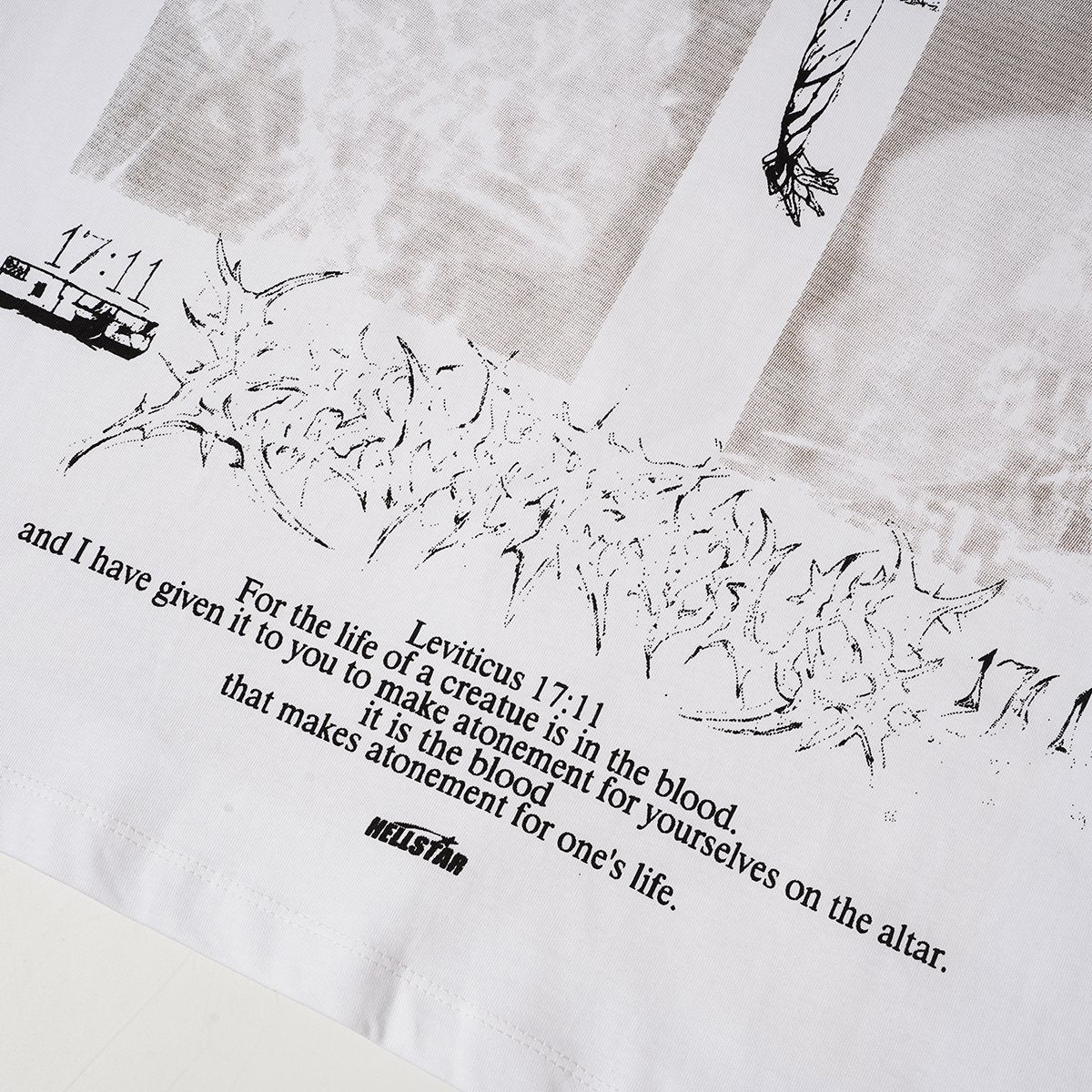 Hellstar White Head Graphic Short-Sleeve T-Shirt — detail