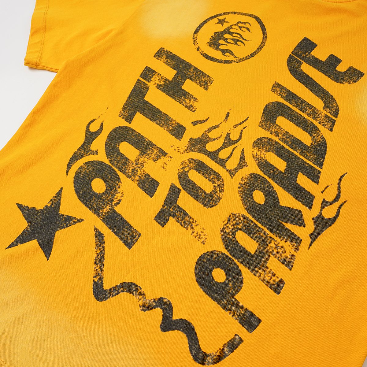 Hellstar Path to Paradise Star Graphic T-Shirt — detail