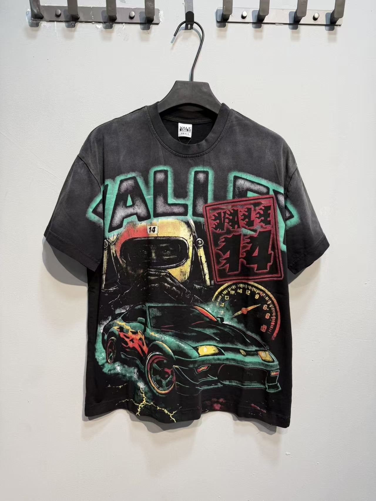 VALLEY 14 Racing Car Graphic T-Shirt — front