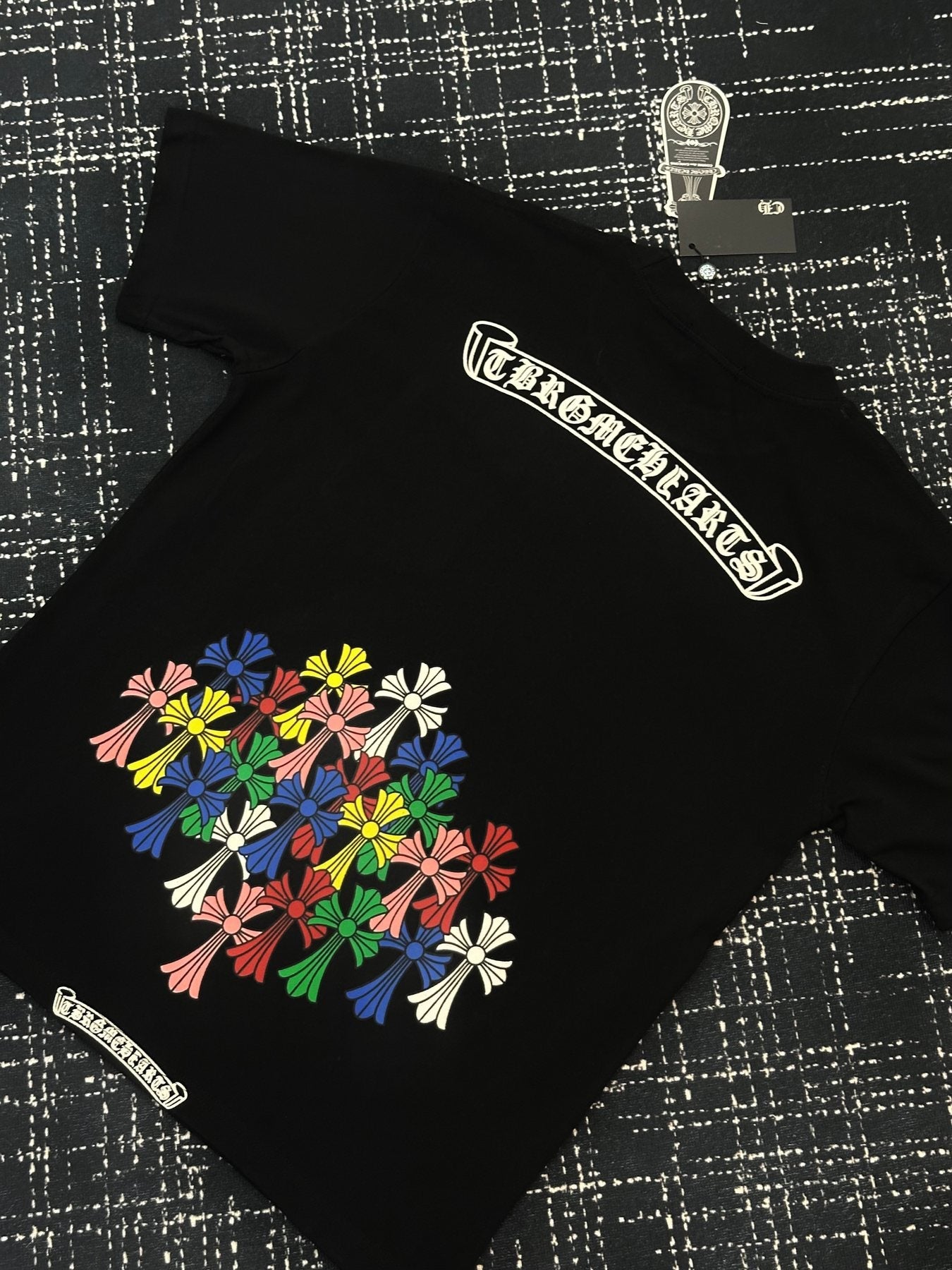 Chrome Hearts Rainbow Horseshoe Cross Graphic T-Shirt — detail