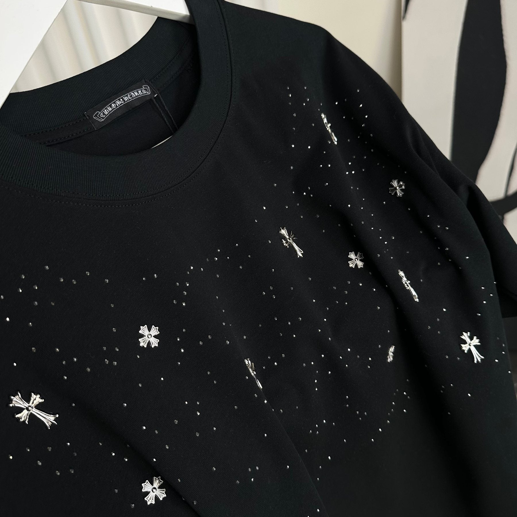 Chrome Hearts Rhinestone Cross Embellished T-Shirt — detail