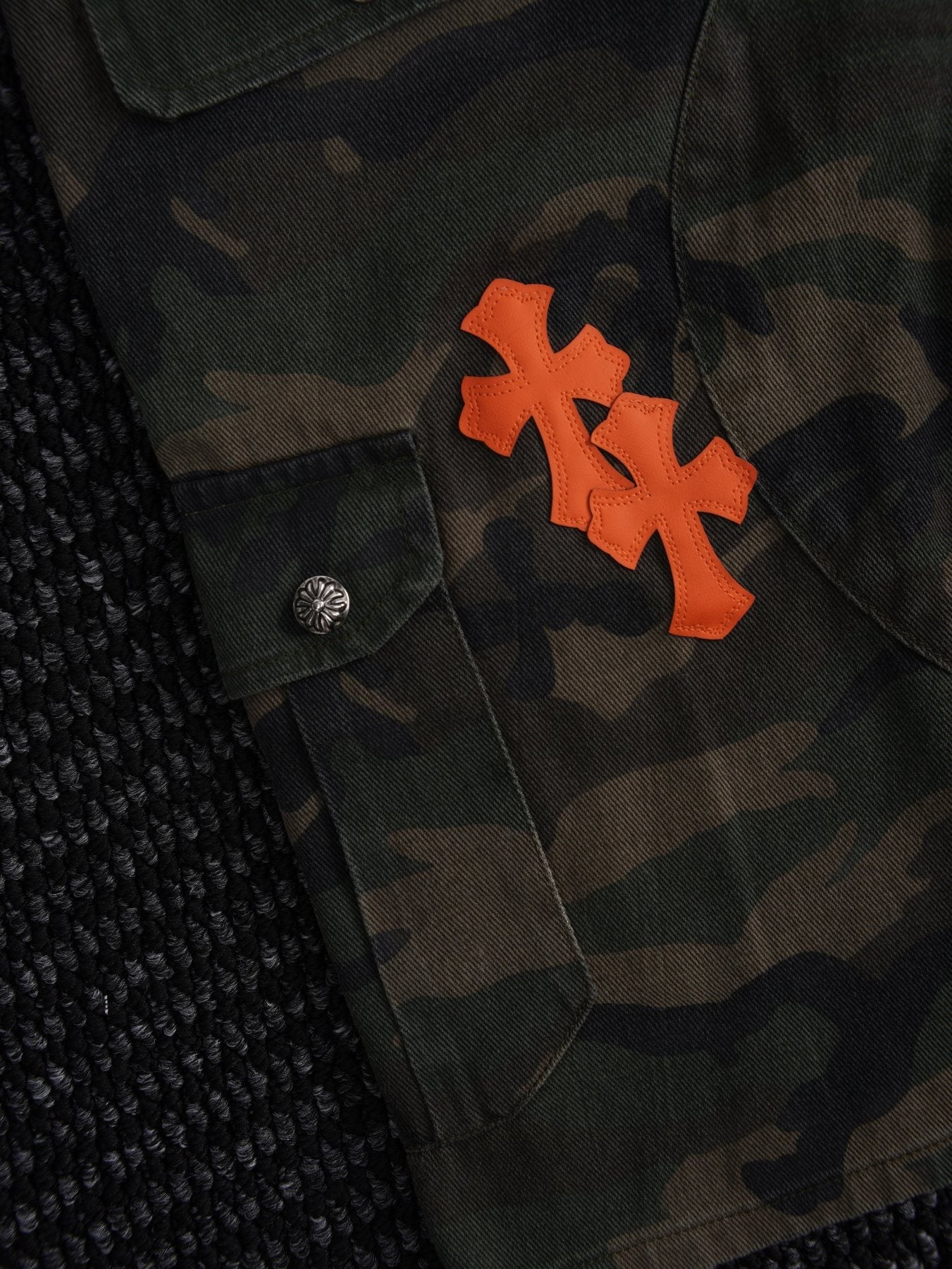 Chrome Hearts Green Camouflage Cargo Shorts — detail