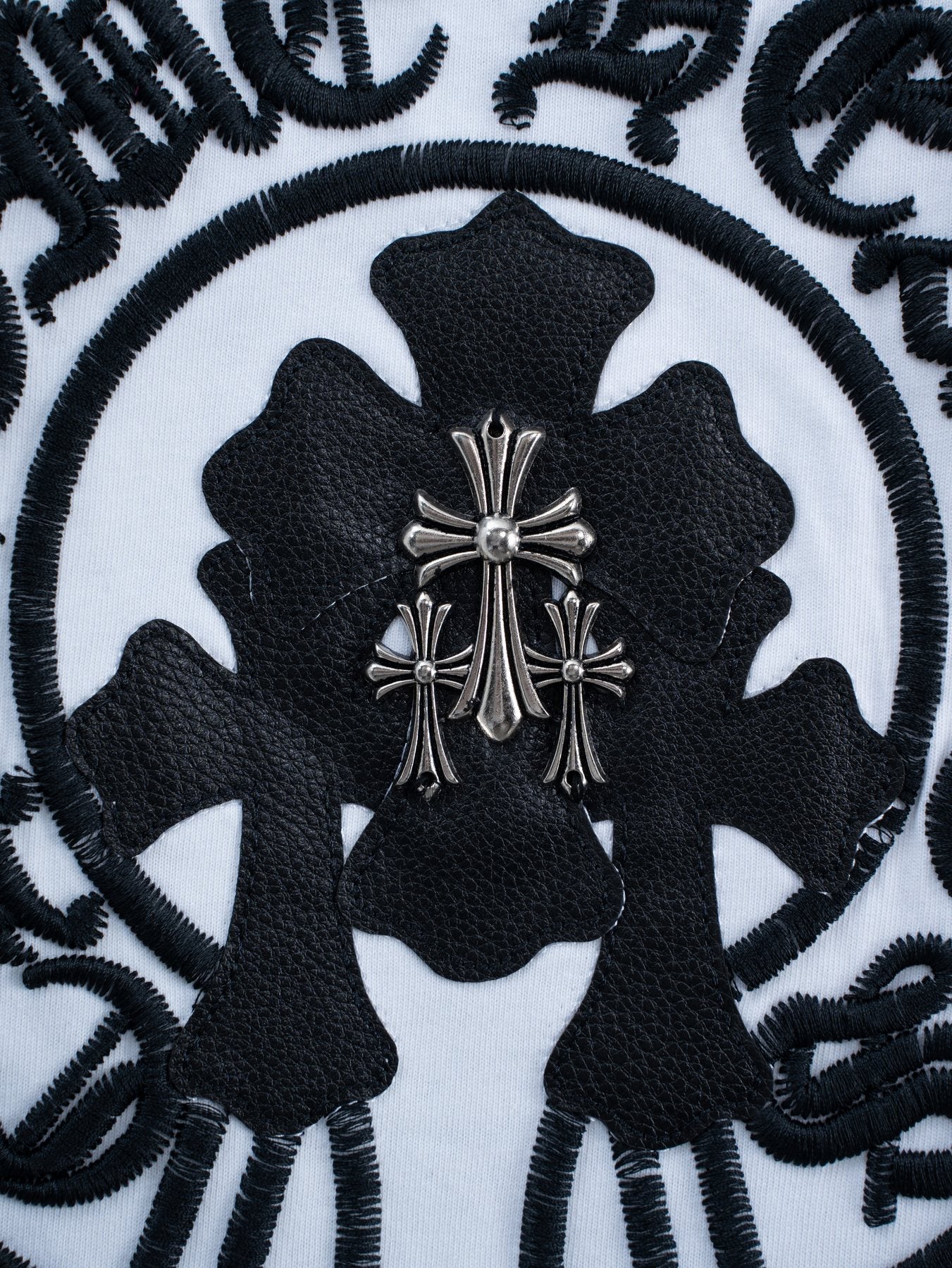 Chrome Hearts Horseshoe Cross Graphic T-Shirt — detail