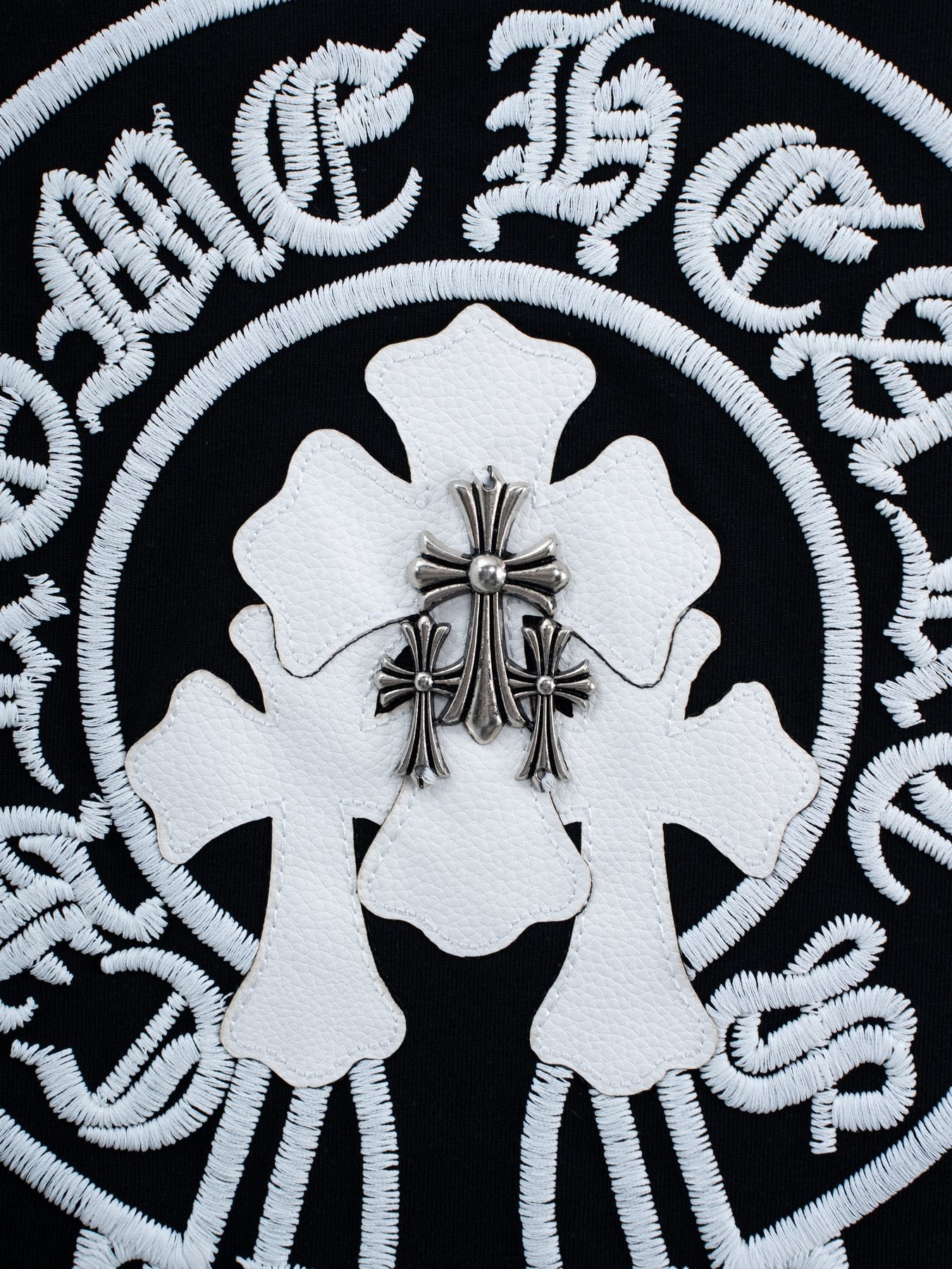 Chrome Hearts Horseshoe Cross Graphic T-Shirt — detail